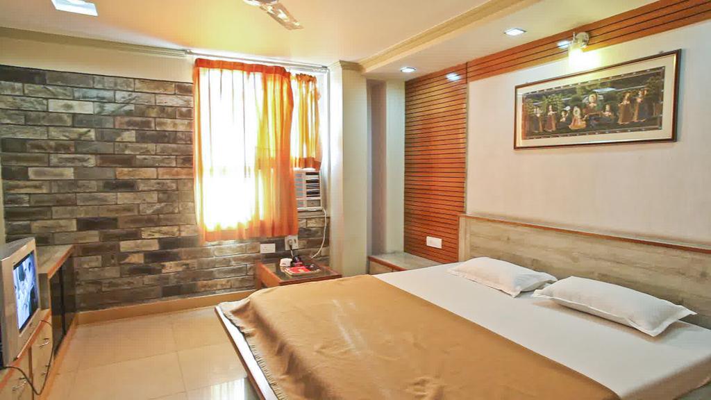 Fabhotel Fly View Jaipur Phòng bức ảnh
